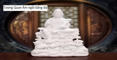 Tượng Quan Âm ngồi bằng đá